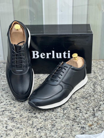 CHAUSSURES DE TRES BONNE QUALITE : BERLUTI ET HUGO BOSS